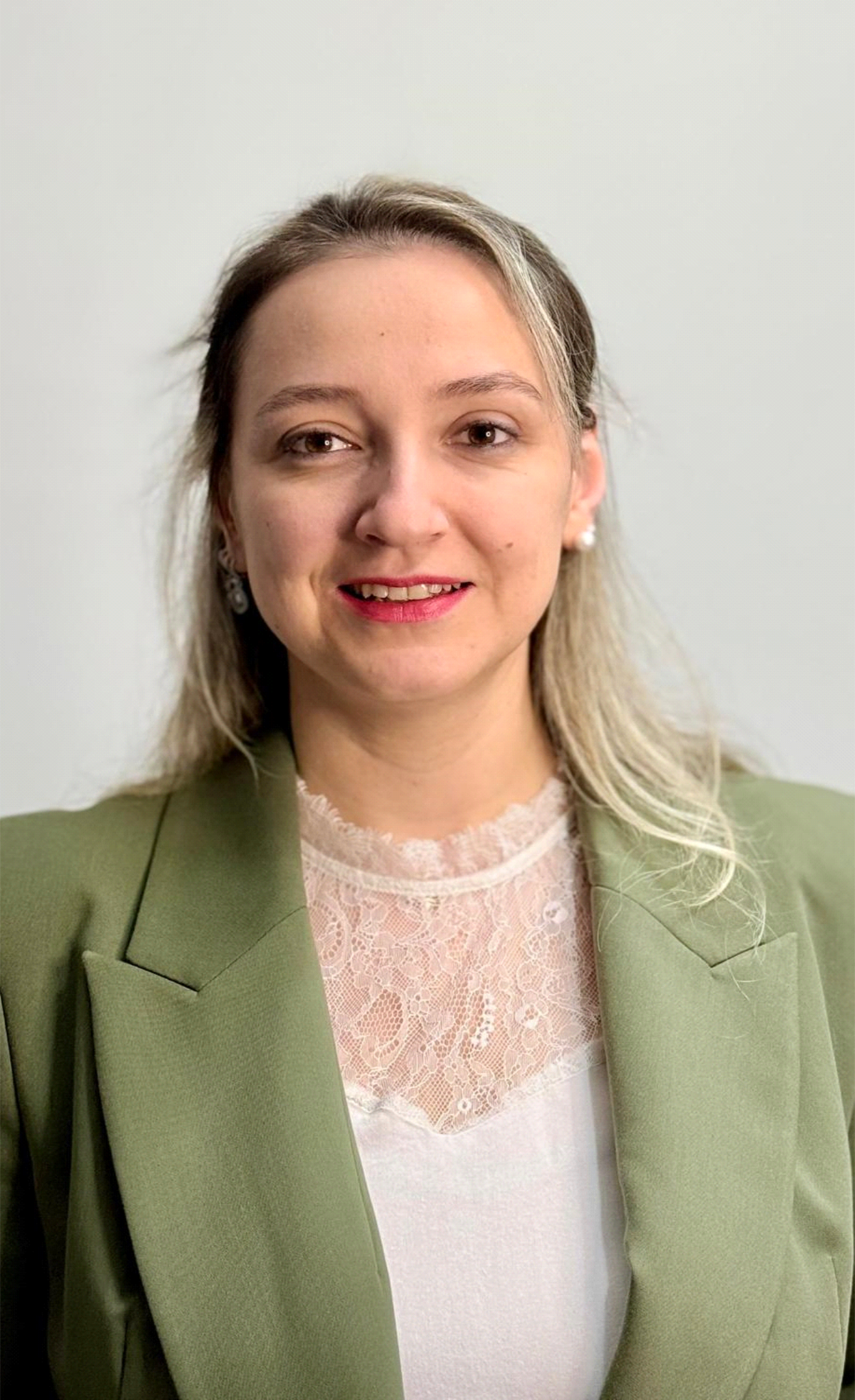 Müveddet Elmacı